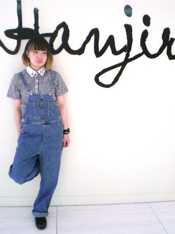 去旅行舒服又易襯!日本女生示範 4款有型又可愛的工人褲穿搭